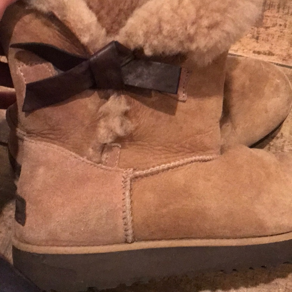 Uggs - Picture 5 of 5